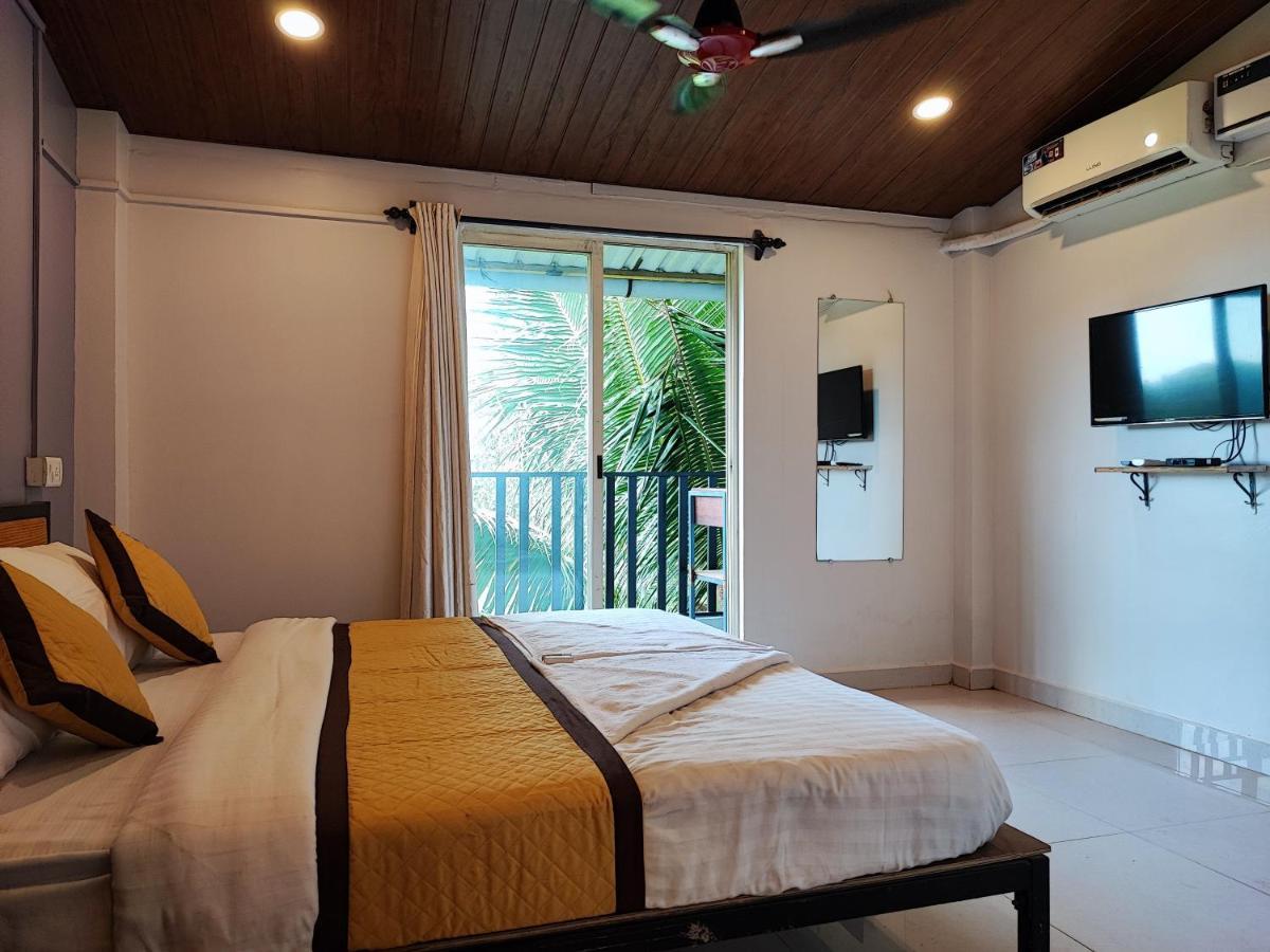 Shivam Bnb Mandrem Exteriör bild
